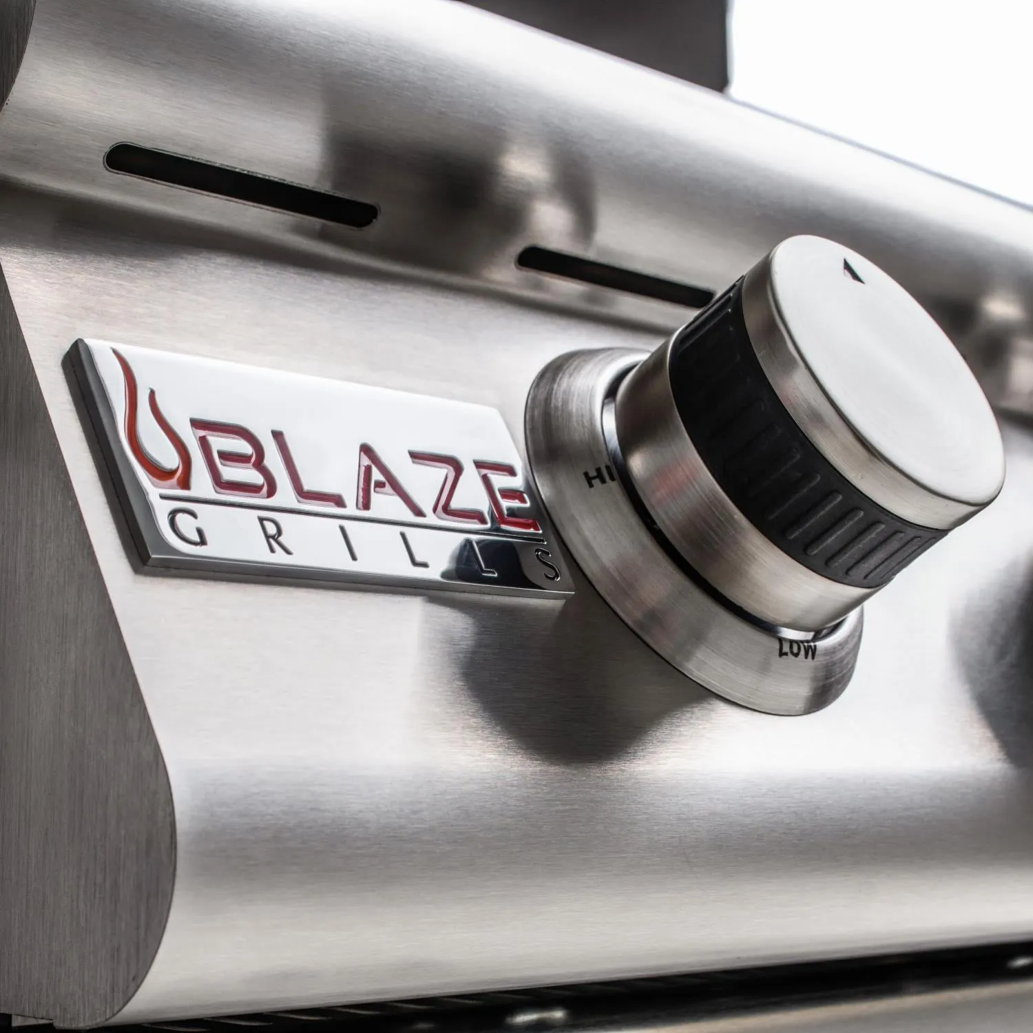 Blaze Prelude LBM 25-Inch 3-Burner Freestanding Gas Grill - BLZ-3LBM-LP/NG