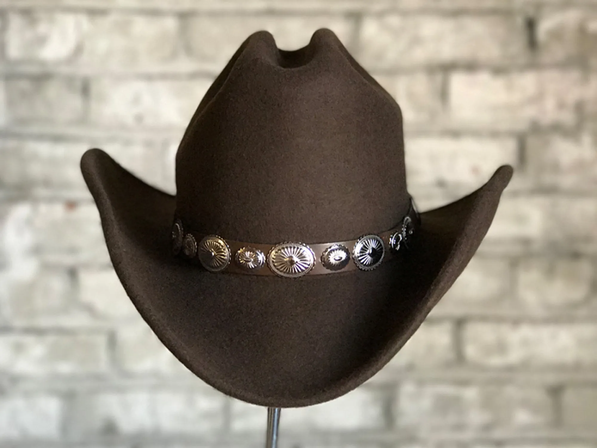 Rockmount Mens Brown Felt Cowboy Concho Magic Pinch Hat