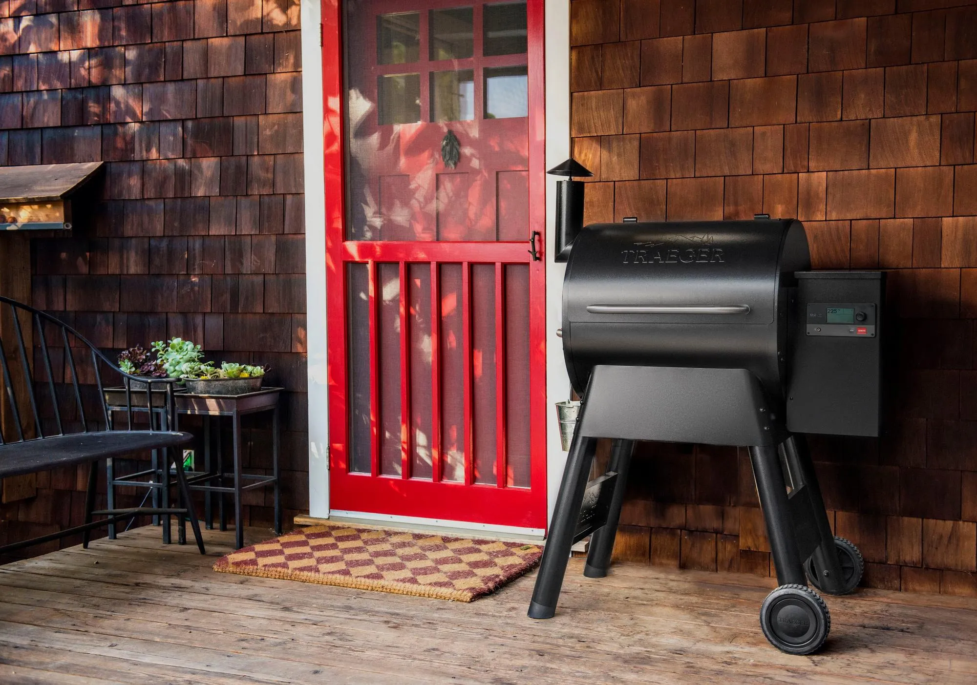 Traeger Pro 575 Pellet Grill - TFB57GLEC